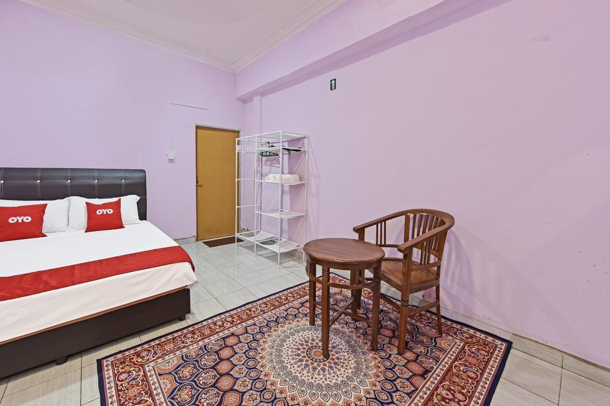 Oyo 90551 Zn Mix Homestay & Roomstay Kampung Raja Bagian luar foto